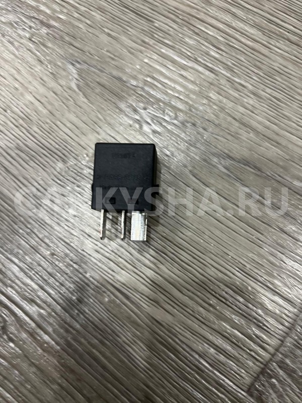 Реле топливного насоса Mercedes-Benz E W210 Mercedes-Benz E-klasse 