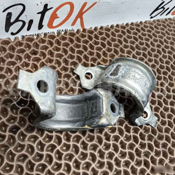 Скоба стабилизатора BMW 3er 