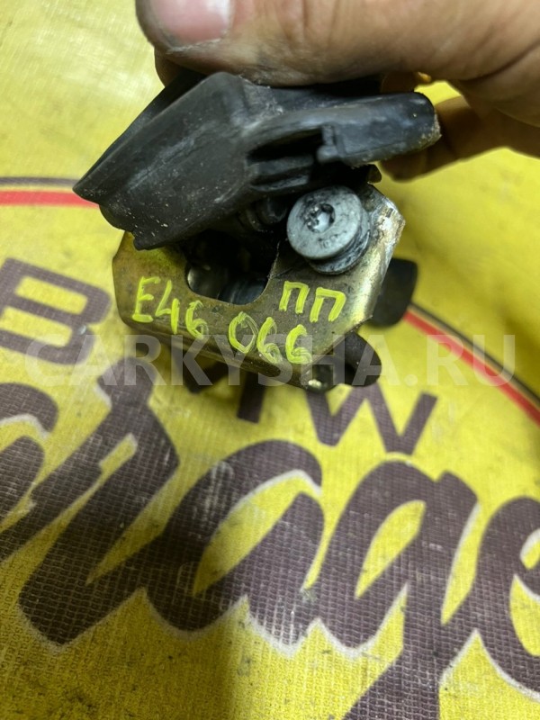 Ограничитель двери передний BMW 3 E46 M43 1999 BMW 3er 