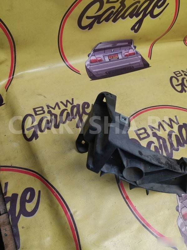 Кронштейн крепления фары BMW 1 E87 BMW 1er 