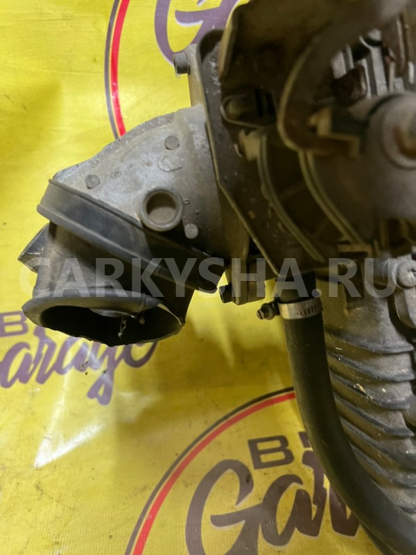 Впускной коллектор BMW 3 E36 M52 1998 BMW 3er 