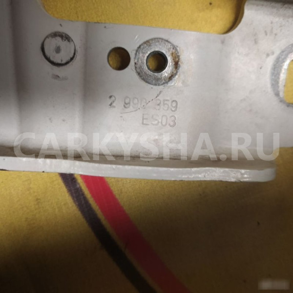 Петля капота BMW X1 E84 N46B20 BMW X1 
