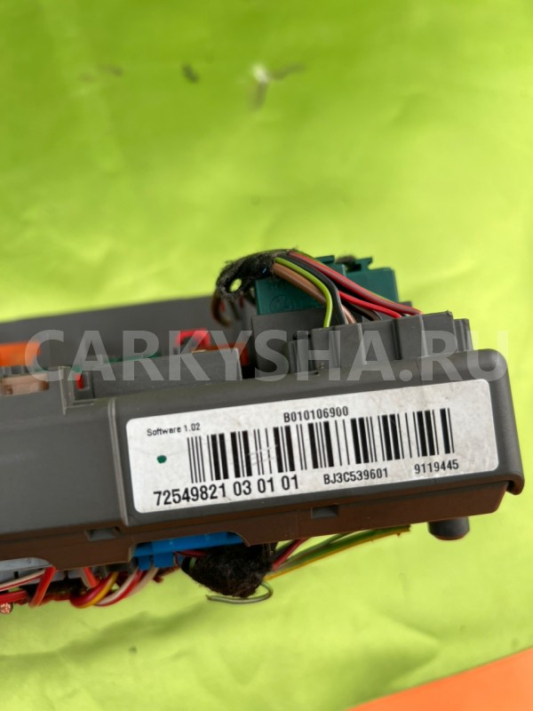 Блок предохранителей передний BMW 1 E87 BMW 1er 