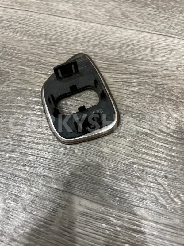 Накладка двери Mercedes-Benz E W210 Mercedes-Benz E-klasse 