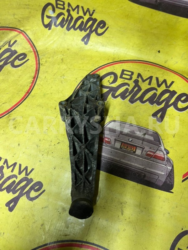 Кронштейн ДВС передний левый BMW 3 E46 M43 1999 BMW 3er 