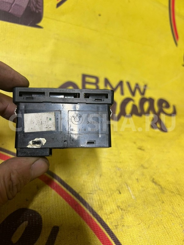 Кнопка аварийной сигнализации BMW 3 E46 M43 1999 BMW 3er 