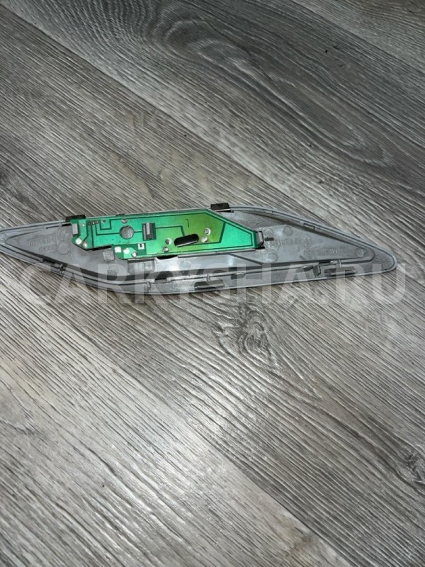 Фонарь освещения салона задний левый BMW 5 E39 BMW 5er 