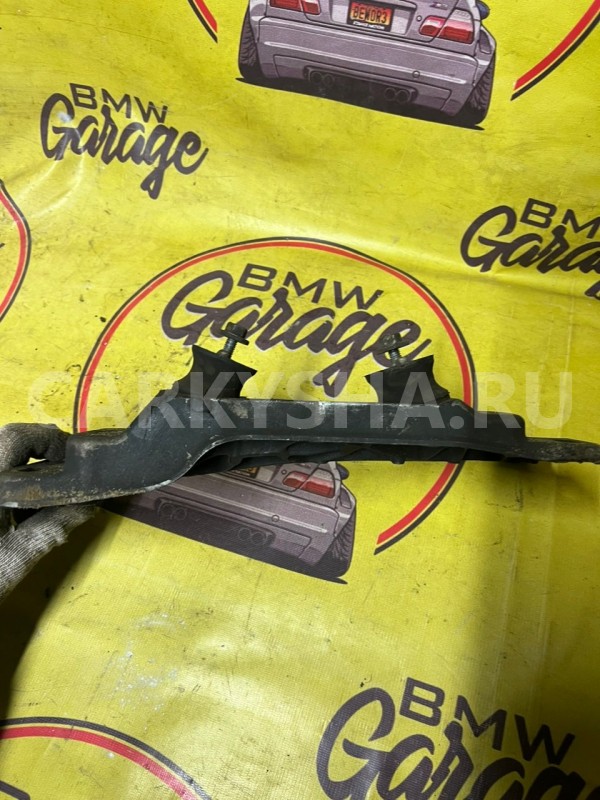 Траверса КПП BMW 3 E46 M52B28TU 2000 BMW 3er 