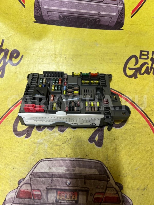 Блок предохранителей задний BMW X5 E70 N52B30 BMW X5 