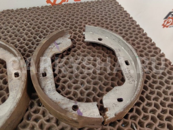 Колодки ручника BMW X5 